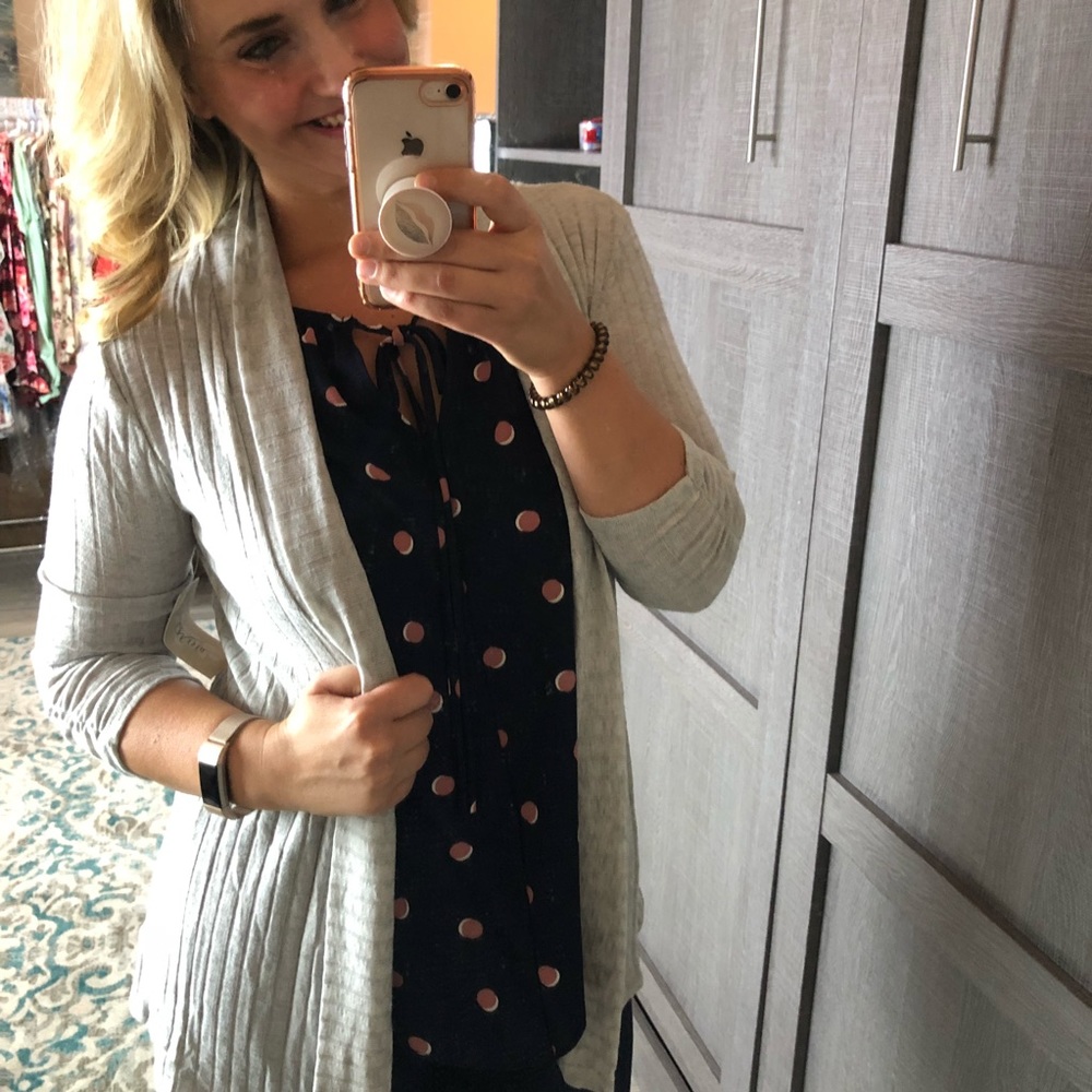 Last one! Medium Heather grey cozy Cardigan - Picture 2 of 6